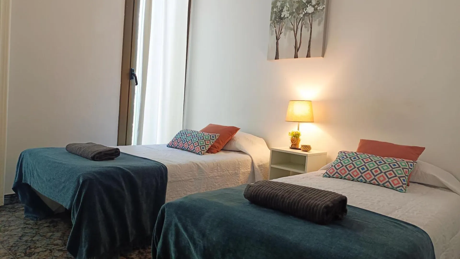 Barcelona Rooms - Urquinaona Hostel